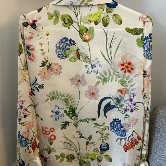Zara Satin Floral Blouse - Picture 3 of 6